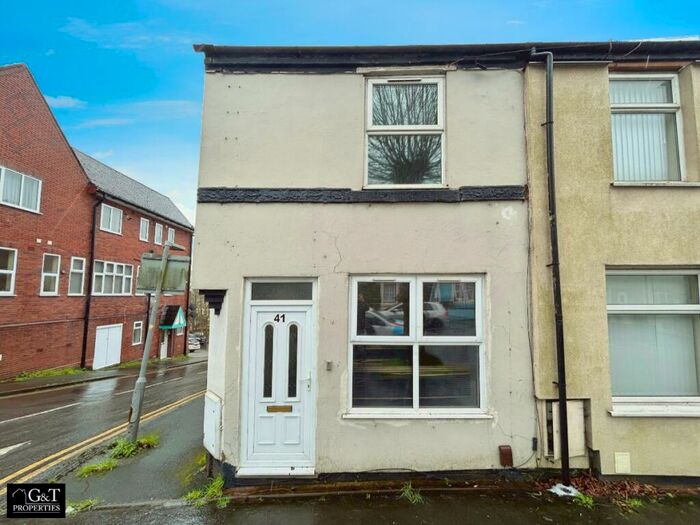 2 Bedroom End Of Terrace House To Rent In Church Street, Brierley Hill, DY5