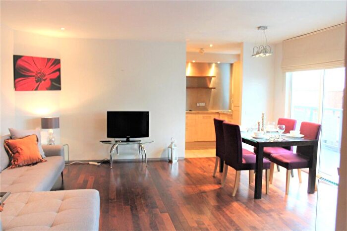 1 Bedroom Apartment To Rent In City Road, London, EC1V