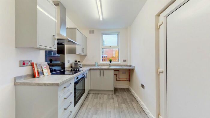 2 Bedroom Terraced House To Rent In Apley Road, Hyde Park, Doncaster DN1