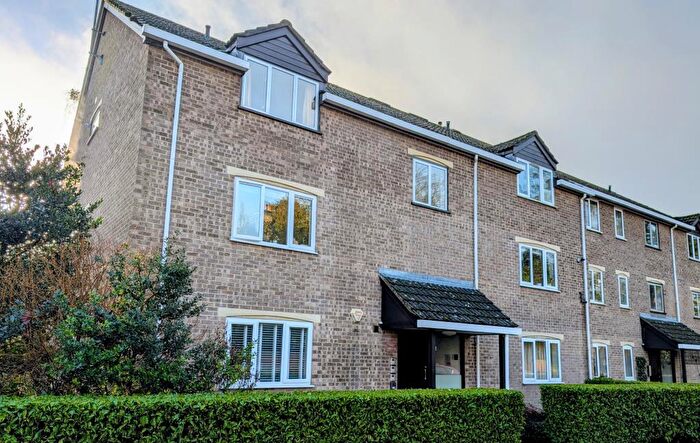 2 Bedroom Flat For Sale In Summertown, Oxford, OX2