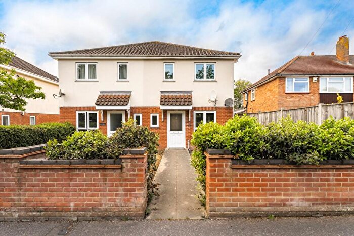 3 Bedroom Semi Detached House To Rent In Harvey Lane, Norwich, NR7