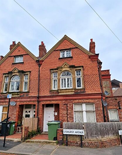 2 Bedroom Flat To Rent In Lydhurst Avenue, London, SW2