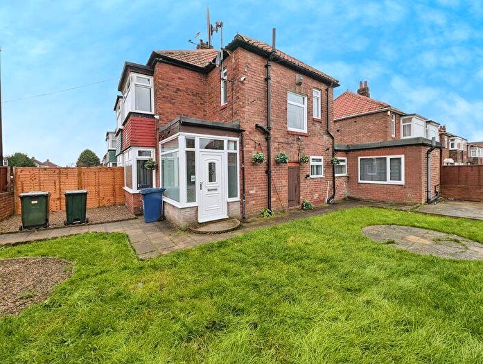 3 Bedroom Semi Detached House For Sale In Druridge Drive, North Fenham, Newcastle Upon Tyne, NE5