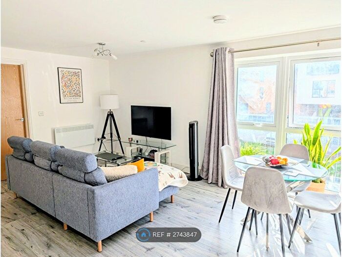 2 Bedroom Flat To Rent In Cypress Road, Luton, LU1