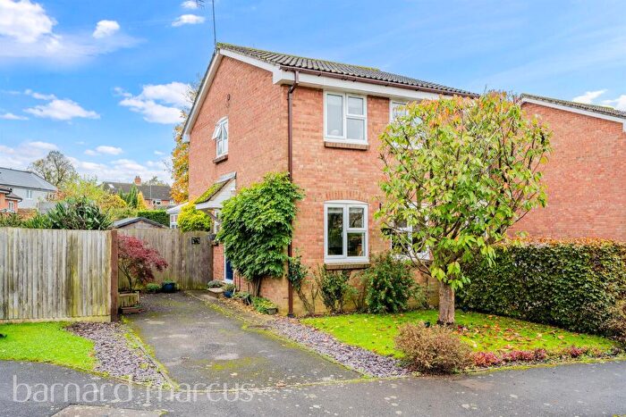 3 Bedroom Semi-Detached House For Sale In Kings Mead, South Nutfield, Redhill, RH1