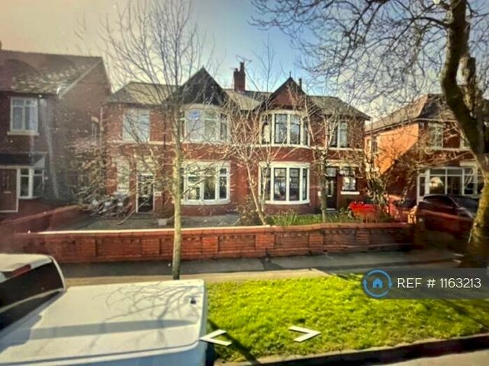 1 Bedroom Flat To Rent In West Park Drive, Blackpool, FY3