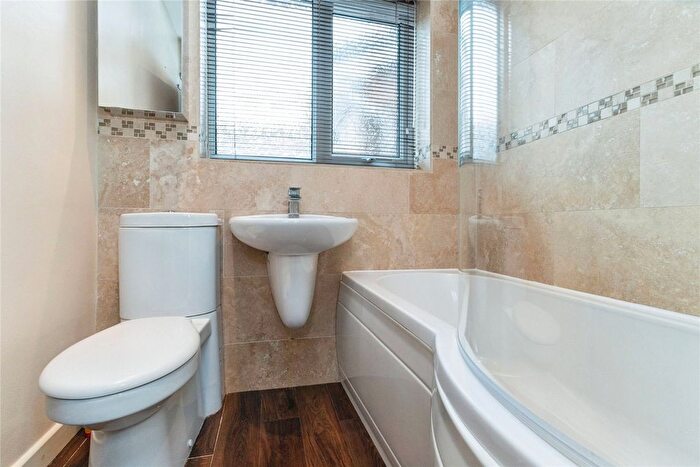 2 Bedroom Bungalow For Sale In Dentdale Close, Yarm, Durham, TS15