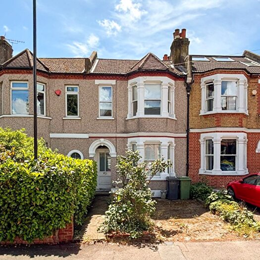 4 Bedroom Terraced House For Sale In Vancouver Road, London, SE23