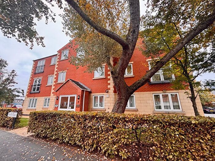 2 Bedroom Flat To Rent In Grants Yard, Burton-On-Trent, DE14