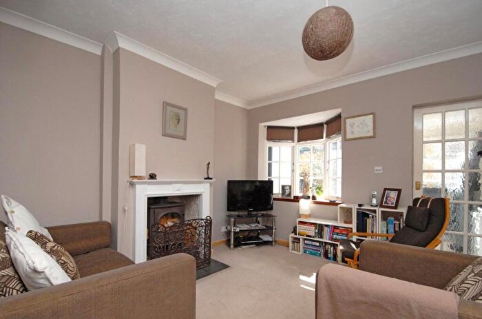 2 Bedroom House To Rent In Mill Place, Chislehurst, Kent, BR7