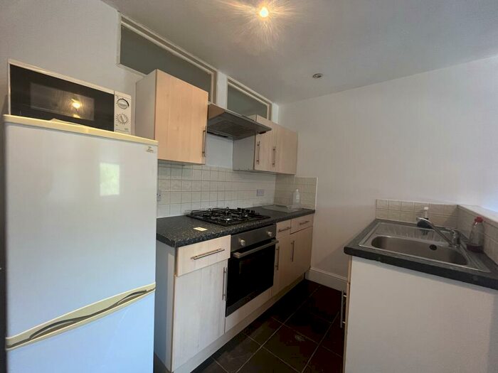2 Bedroom Apartment To Rent In Hampshire Terrace, Portsmouth, PO1