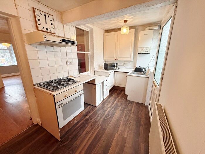 3 Bedroom Terraced House For Sale In High Street, Pontarddulais, Swansea, SA4