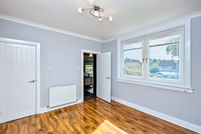 3 Bedroom Flat For Sale In Lampacre Road, Corstorphine, Edinburgh, EH12