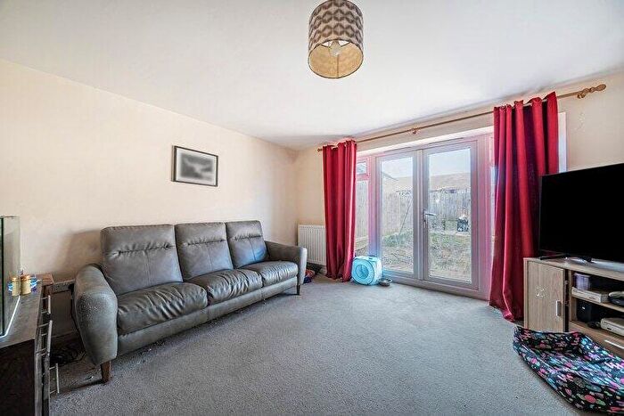3 Bedroom Terraced House For Sale In Hambleton Way, Wokingham, Berkshire, RG41