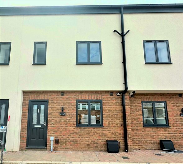 3 Bedroom House To Rent In Denmark Place, Tring, HP23