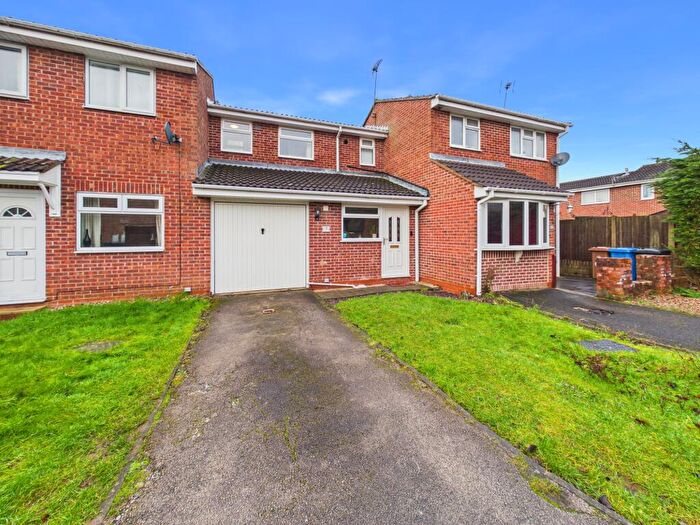 2 Bedroom Town House For Sale In Hilderstone Close, Alvaston, DE24