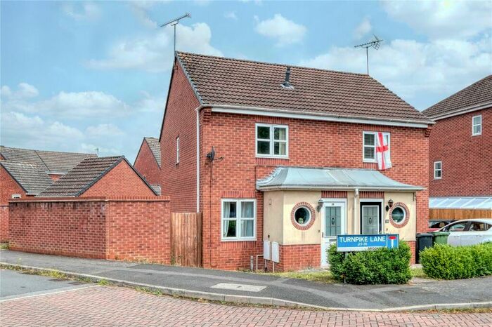 2 Bedroom Property To Rent In Turnpike Lane, Brockhill, Redditch, B97