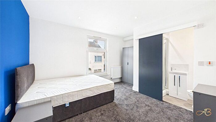 4 Bedroom Terraced House To Rent In Portman Street, Middlesbrough, TS1