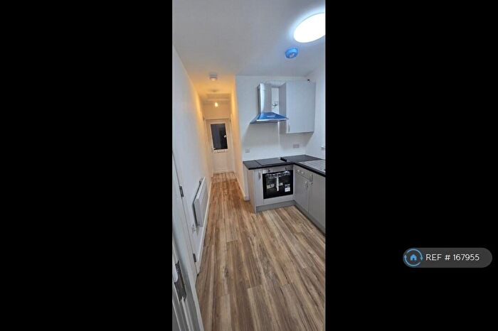 2 Bedroom Bungalow To Rent In Rugby Avenue, Wembley, HA0