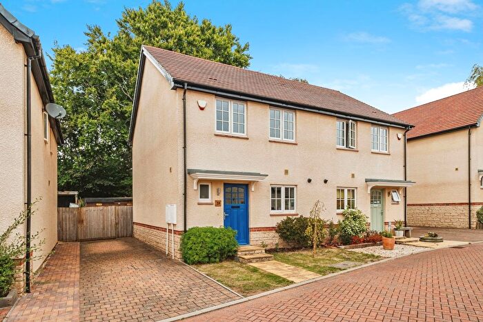 3 Bedroom Semi Detached House For Sale In The Chestnuts, Winscombe, Somerset, BS25