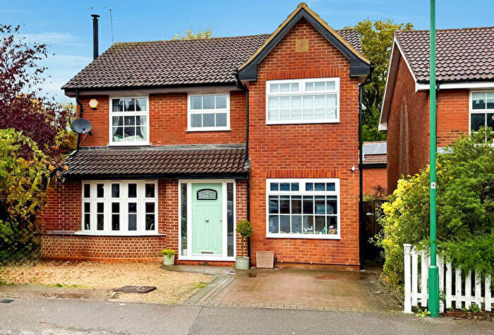 4 Bedroom Detached House For Sale In Oliver Road, South Ascot Ascot, SL5