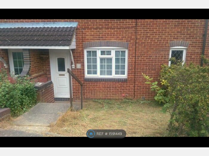 1 Bedroom Terraced House To Rent In Lara Close, Chessington, KT9