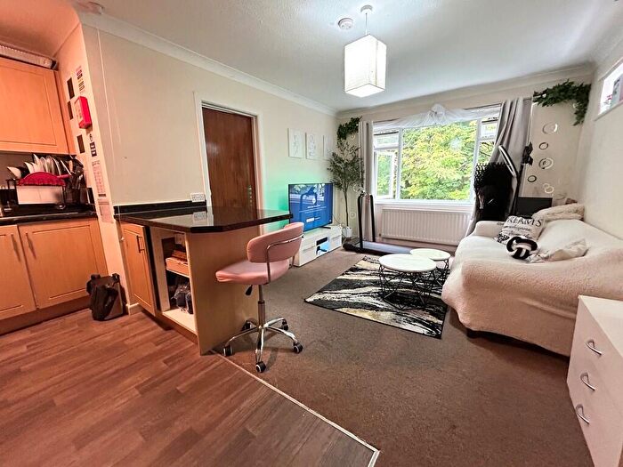 1 Bedroom Apartment To Rent In Hilton Grange, Knyveton Road, Bournemouth, BH1
