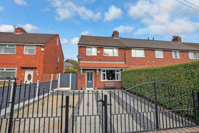 2 Bedroom Semi-Detached House To Rent In Tig Fold Road, Farnworth, Bolton, BL4
