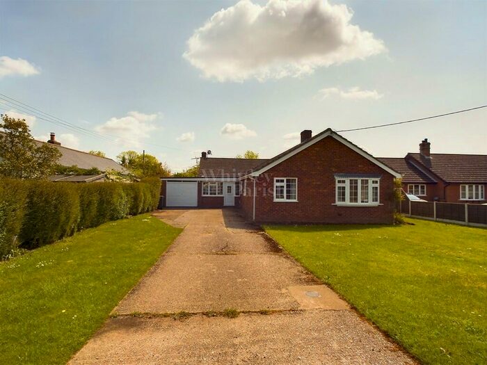 4 Bedroom Detached Bungalow For Sale In Common Road, Bressingham, Diss, IP22