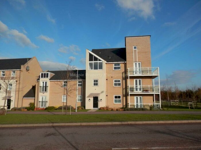 2 Bedroom Apartment To Rent In Loves Farm, PE19