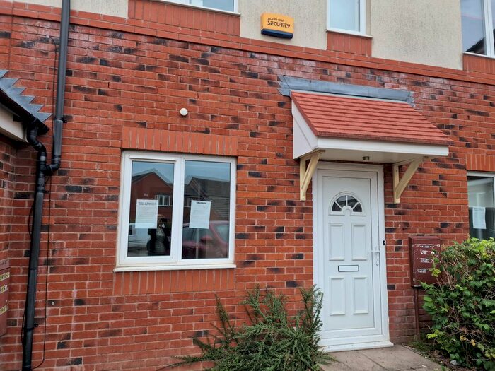 2 Bedroom Flat To Rent In Tyburn Avenue, Birmingham, B24