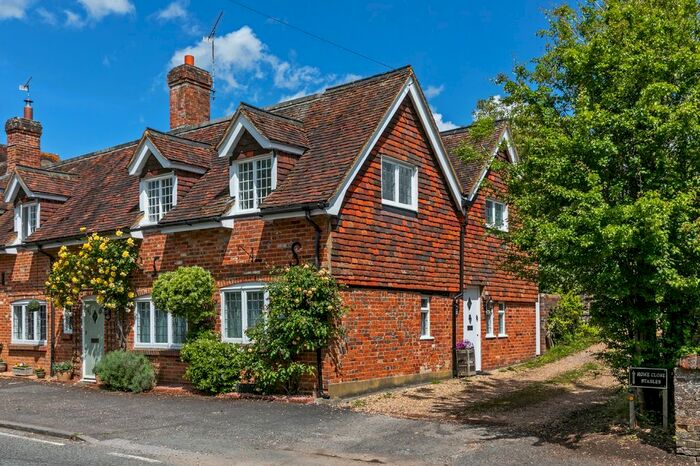 3 Bedroom Cottage For Sale In Main Road, Hursley, Winchester, SO21