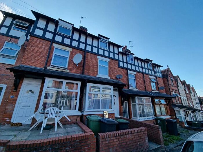 3 Bedroom Terraced House To Rent In Oakley Road, Redditch, West Midlands, B97