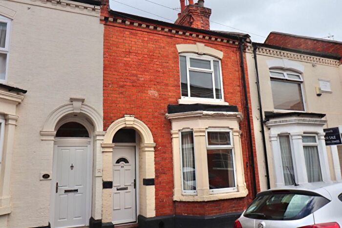 3 Bedroom Terraced House To Rent In Perry Street, Northampton, NN1