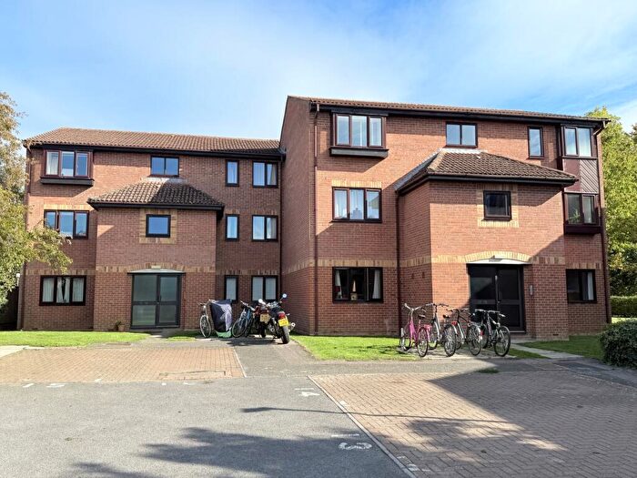 1 Bedroom Apartment To Rent In Franklyn Close, Abingdon, Oxfordshire, OX14