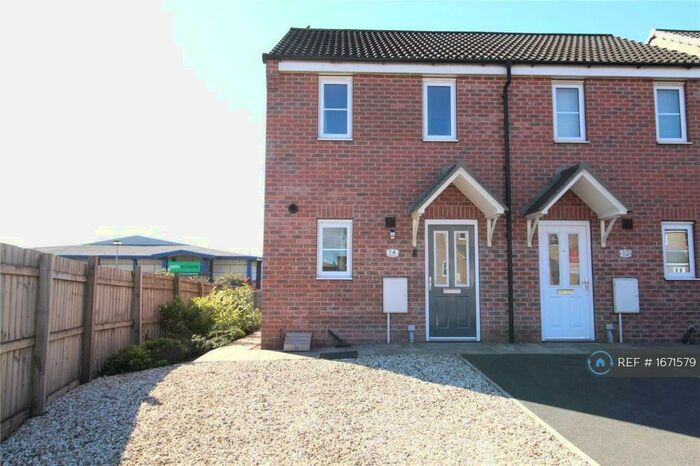 2 Bedroom Semi-Detached House To Rent In Shelduck Way, Scunthorpe, DN16