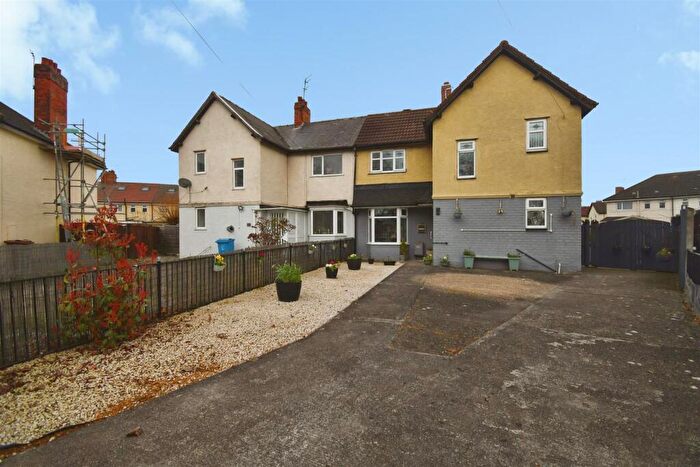 3 Bedroom Terraced House For Sale In Willerby Road, Hull, HU5