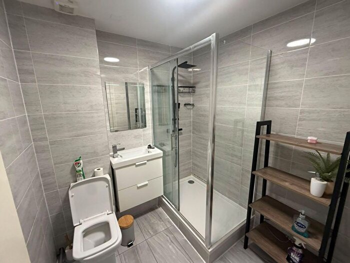 4 Bedroom Terraced House To Rent In Yarmouth Crescent, London, N17