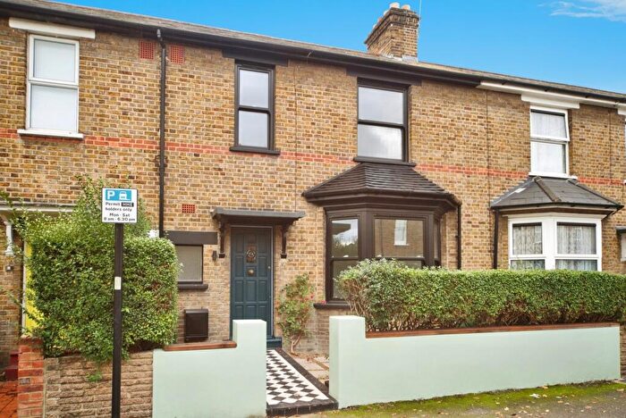 3 Bedroom Terraced House For Sale In Lyne Crescent, London, E17