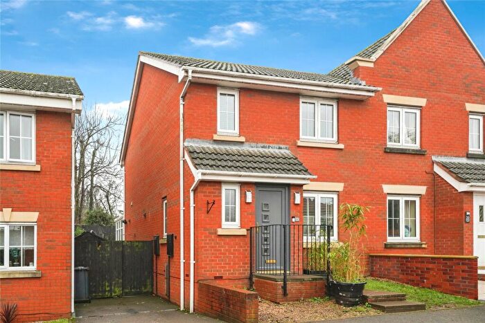 3 Bedroom Semi Detached House For Sale In Eastfield Mews, Gloucester, Gloucestershire, GL4