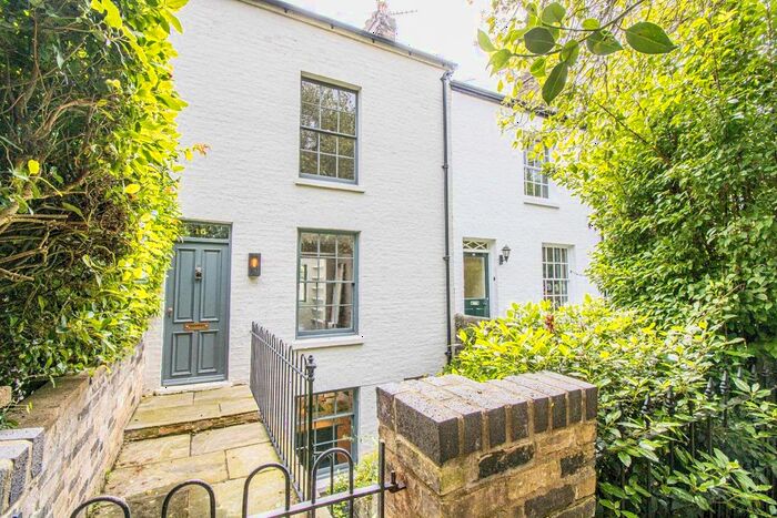 3 Bedroom Terraced House To Rent In Melbourne Place, Cambridge, CB1