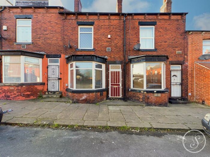 3 Bedroom Terraced House To Rent In Nickleby Road, Leeds, LS9
