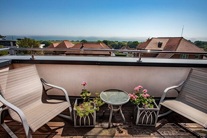 2 Bedroom Flat For Sale In Cannongate Road, Hythe, CT21
