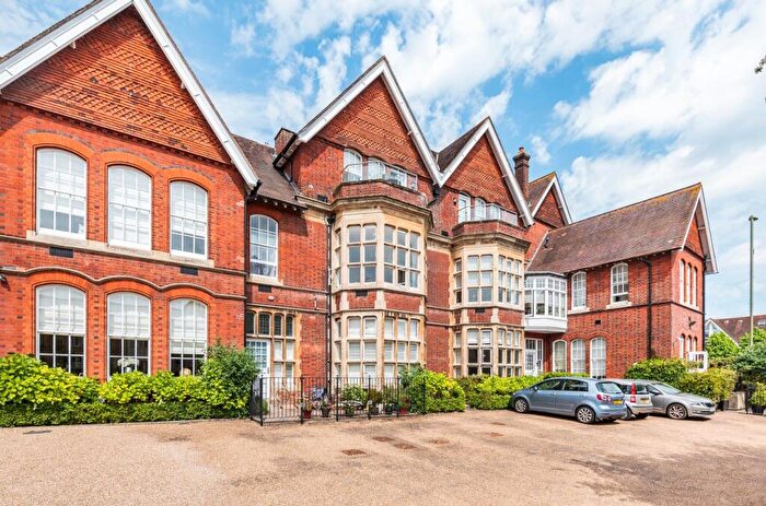 2 Bedroom Flat To Rent In Austen House, North Walls, Winchester, Hampshire, SO23