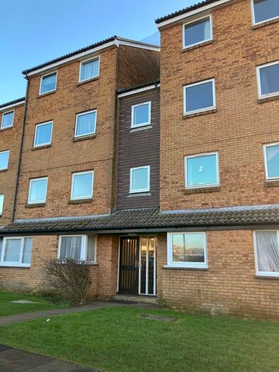 Studio To Rent In Balcombe Road, Peacehaven, BN10