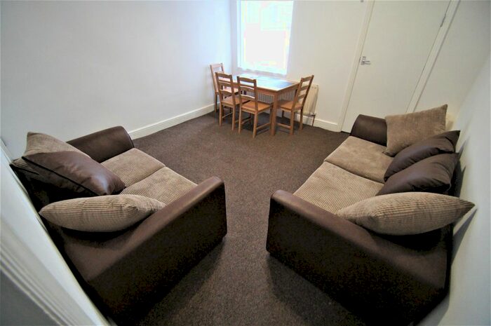 4 Bedroom Terraced House To Rent In Hugh Road, Coventry, CV3