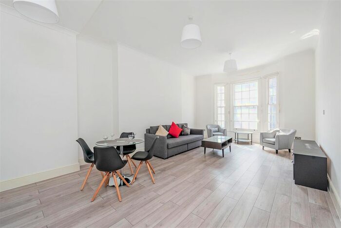 1 Bedroom Flat To Rent In Kensington High Street, Kensington, London, W8