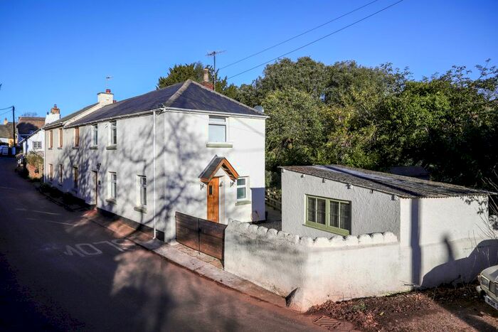3 Bedroom Cottage For Sale In Combeinteignhead, Newton Abbot, TQ12
