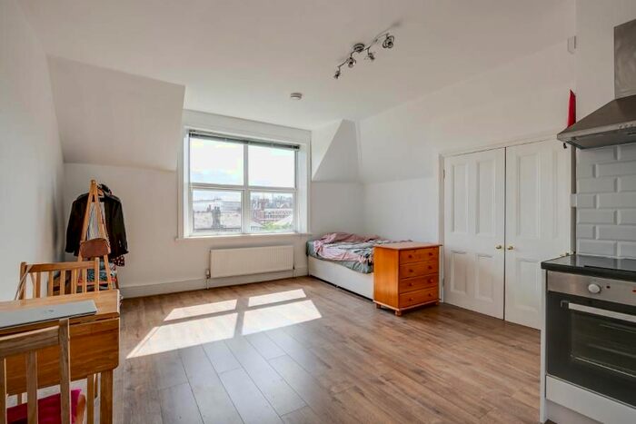 Studio To Rent In Fawley Road, West Hampstead, London, NW6