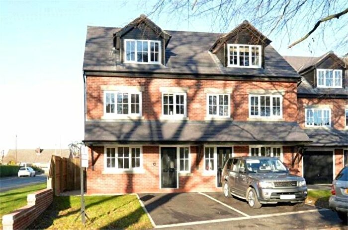 4 Bedroom Semi-Detached House To Rent In Grimshaw Lane, Bollington, Macclesfield, Cheshire, SK10